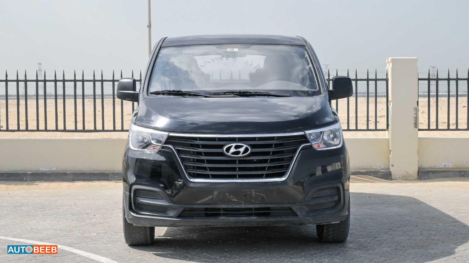 Minivan Hyundai 2019